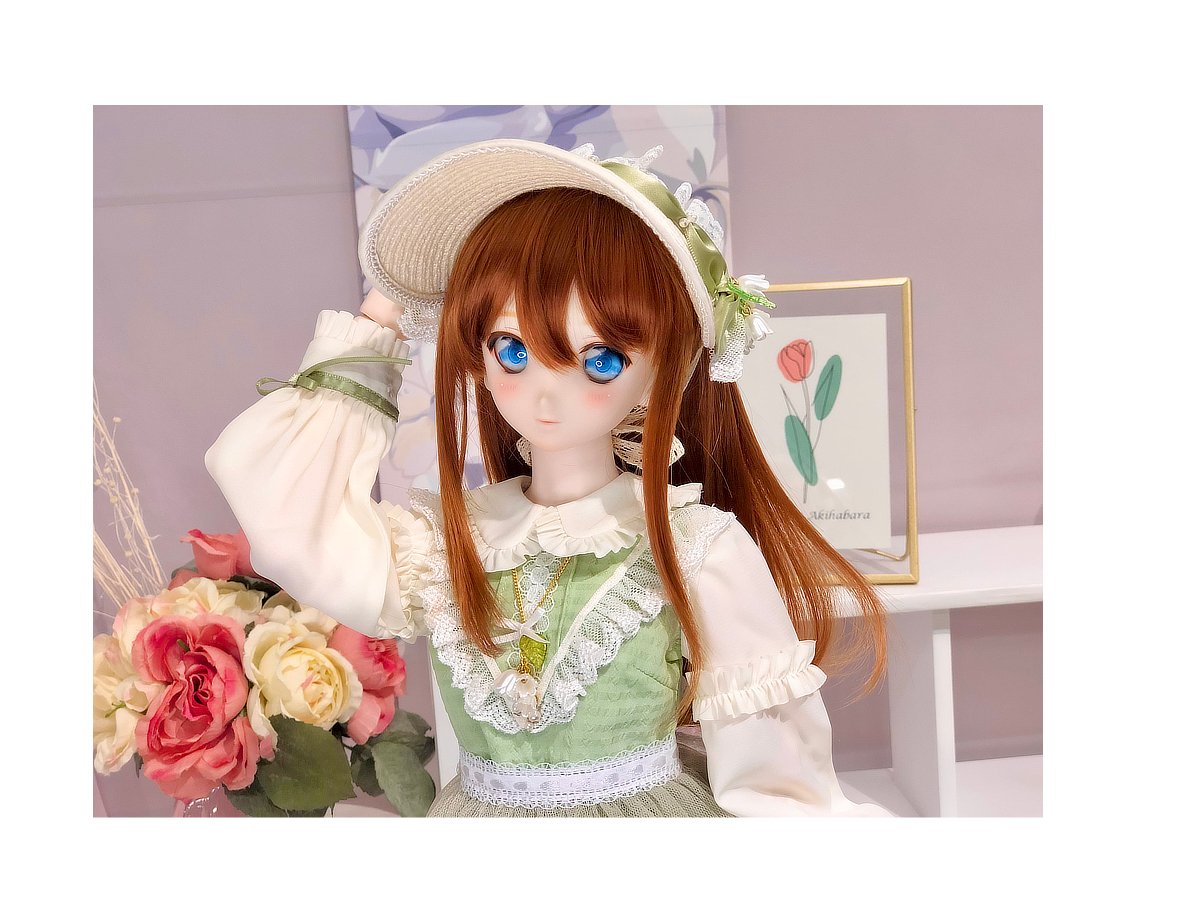 2月新作ドレス展示開始！幸せを呼ぶかわいい花が咲きました