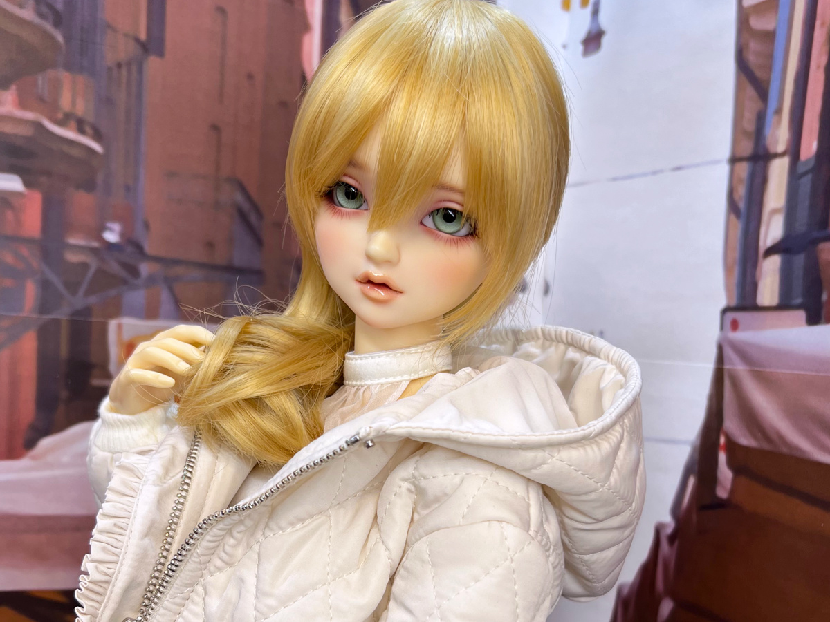カスタムドール カジュアルスポーティなドール 厚底スニーカーで楽しむ！オシャレで自由なコーディネート紹介