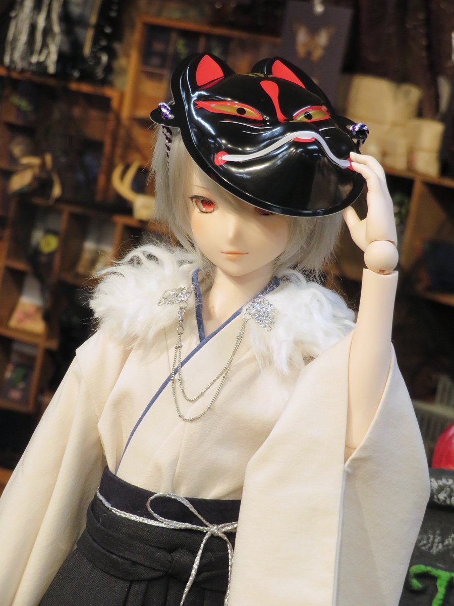 ディーラー様製 白狐夢境 サイバーパンク風 光刀 白 MDD ドール用