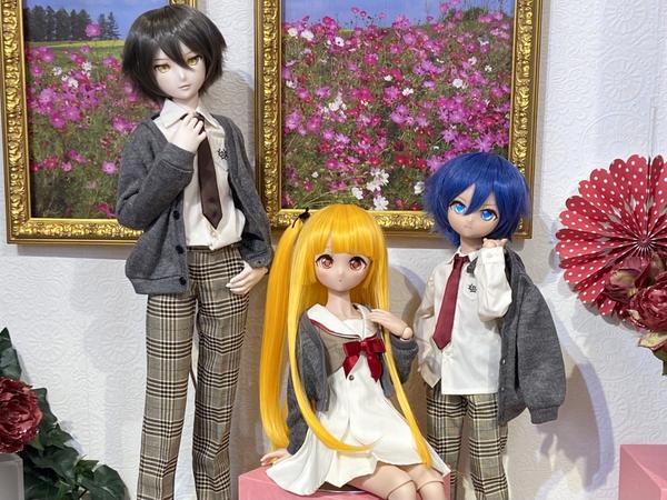 DDdy ヨル・フォージャー」「ヨルの私服セット」店頭展示開始