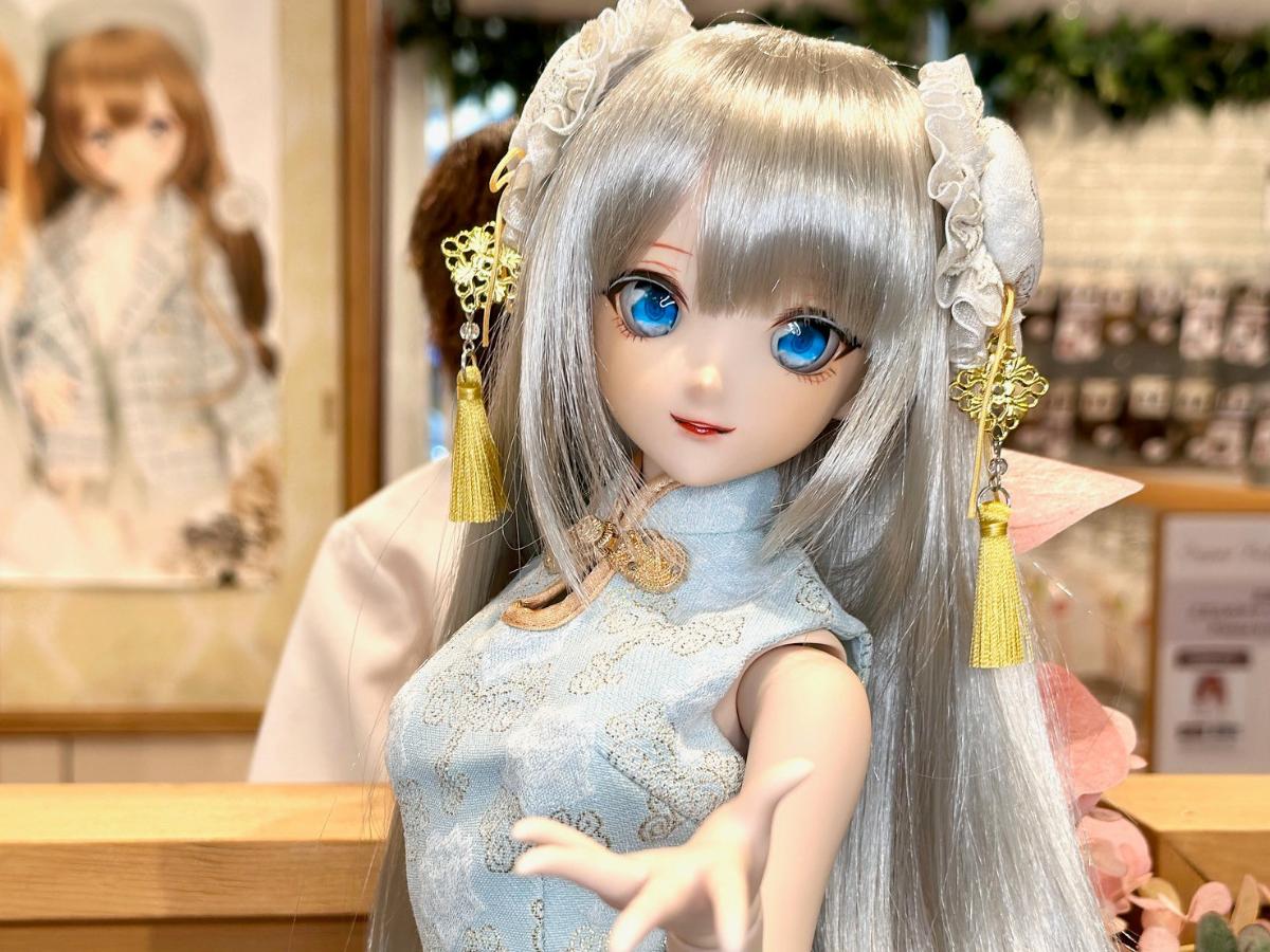 東洋の美がそっと花開く、シノワズリドレスのご紹介です♪