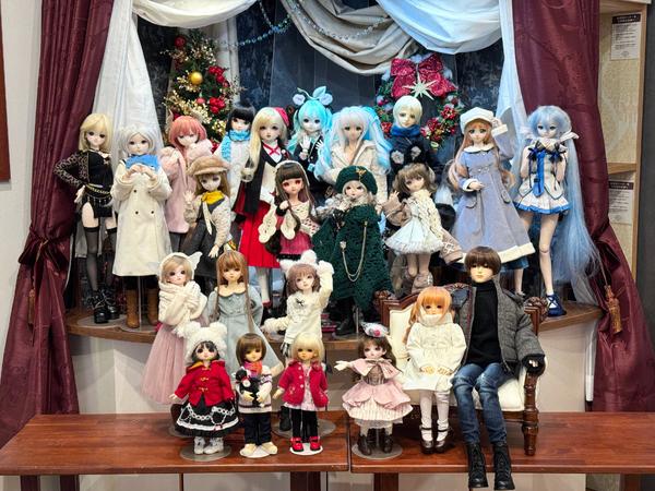 ぽよん☆☆☆✾ｍ2048＊美品 正絹 金駒刺繡 蝶 トール 振袖3点セット 振袖 着物 金駒刺繍 金彩加工 赤 桜 梅 菊 成人式 二十歳