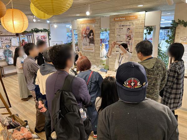 葬送のフリーレン』「フリーレンの冬服セット」「フェルンの冬服セット