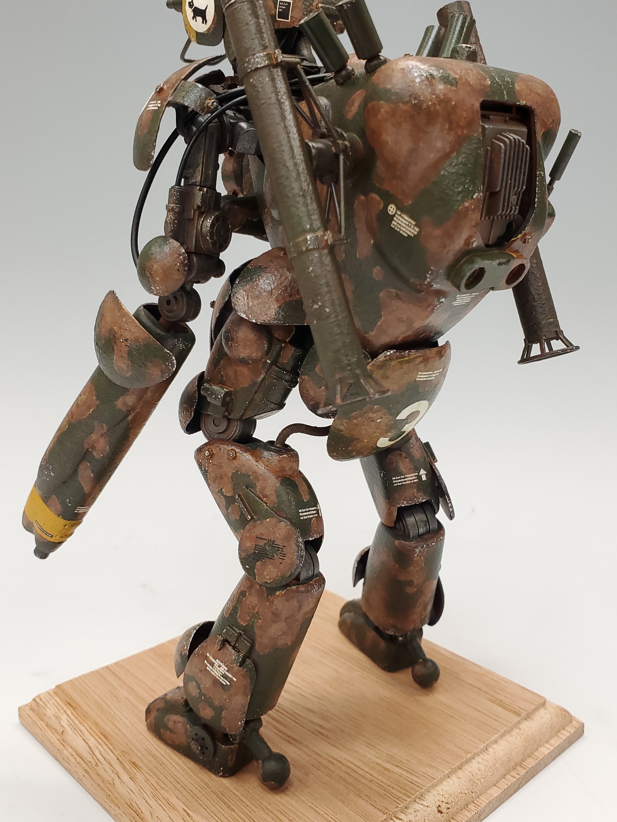 HT-049-3.jpg