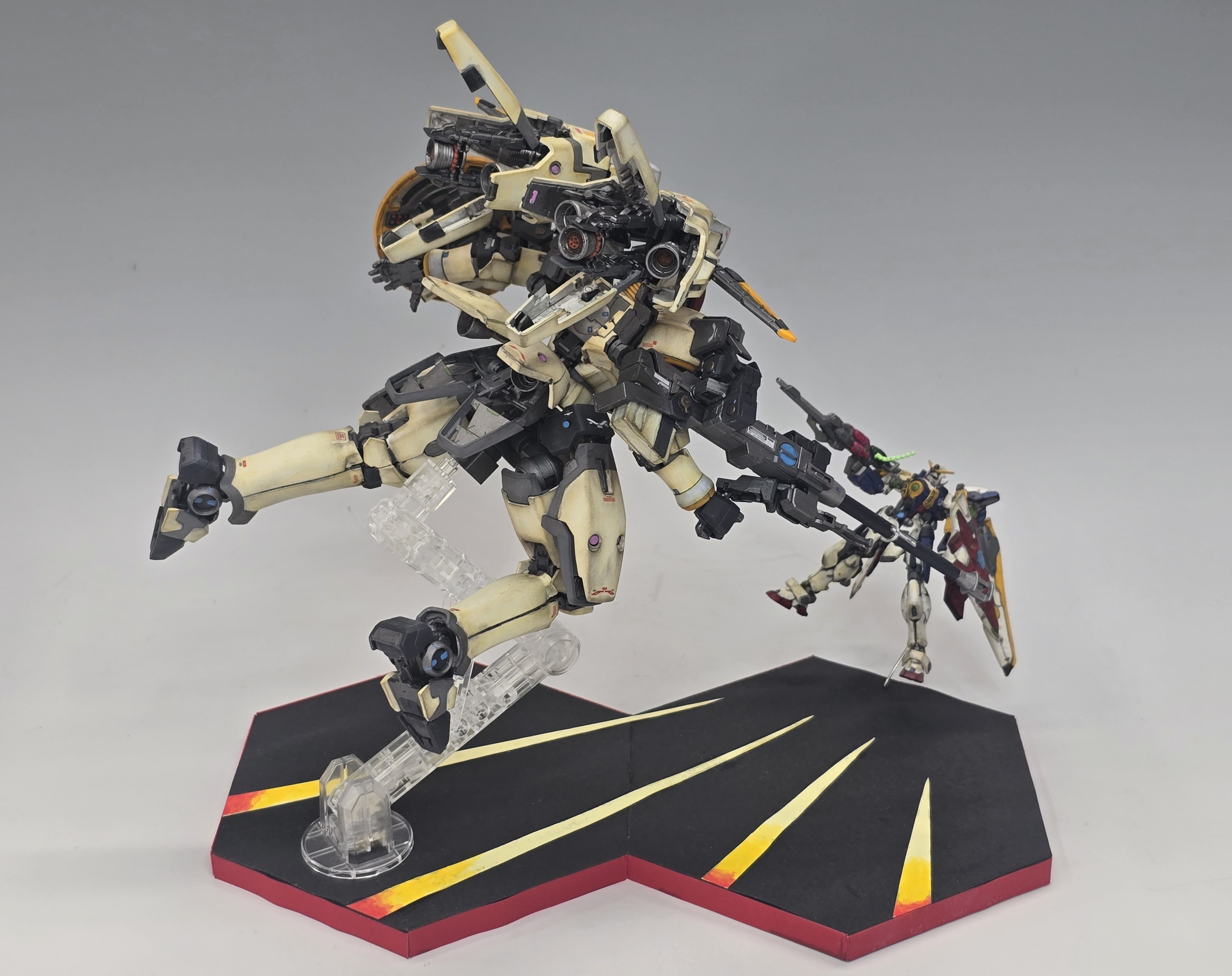 B金-023-筆塗りのけん.jpg