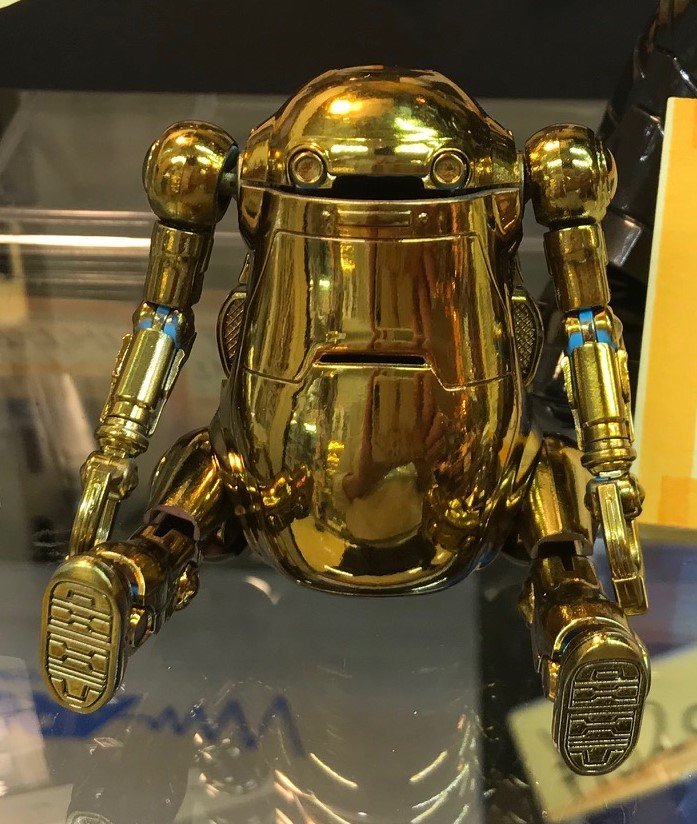 ネオシルバー、そしてフィニッシュクリヤカラーのサンプル展示中です